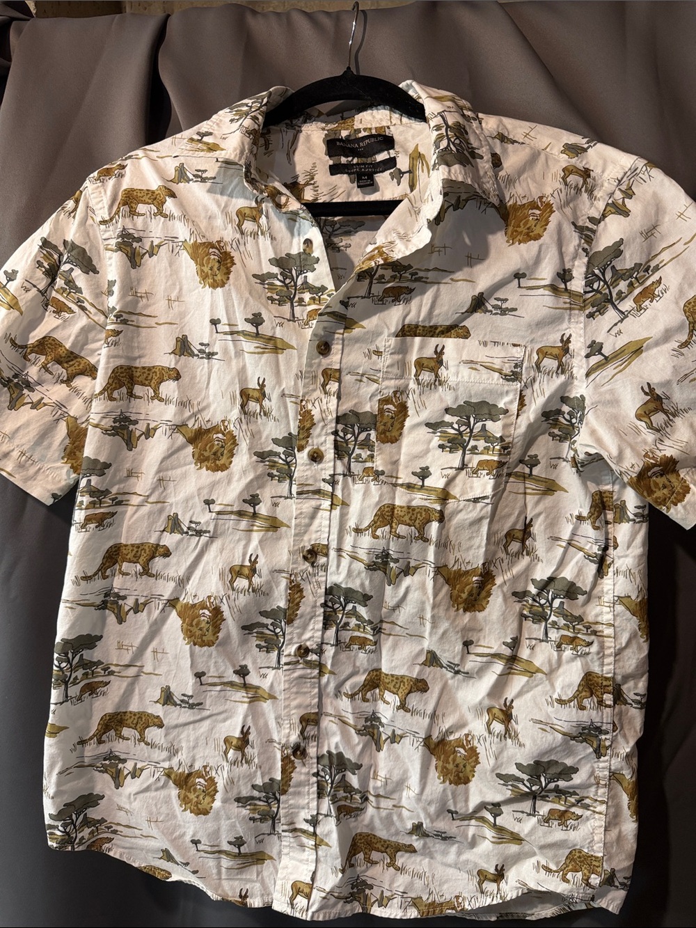 Women’s Short-Sleeve Safari Print Button-Up Shirt - Cream/Brown